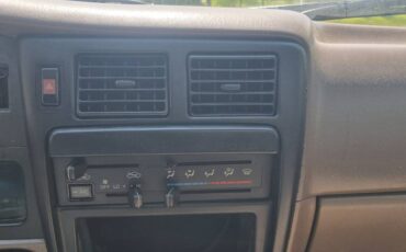 Toyota-tacoma-1995-white-3