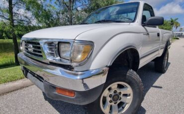 Toyota-tacoma-1995-white