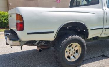 Toyota-tacoma-1995-white-9