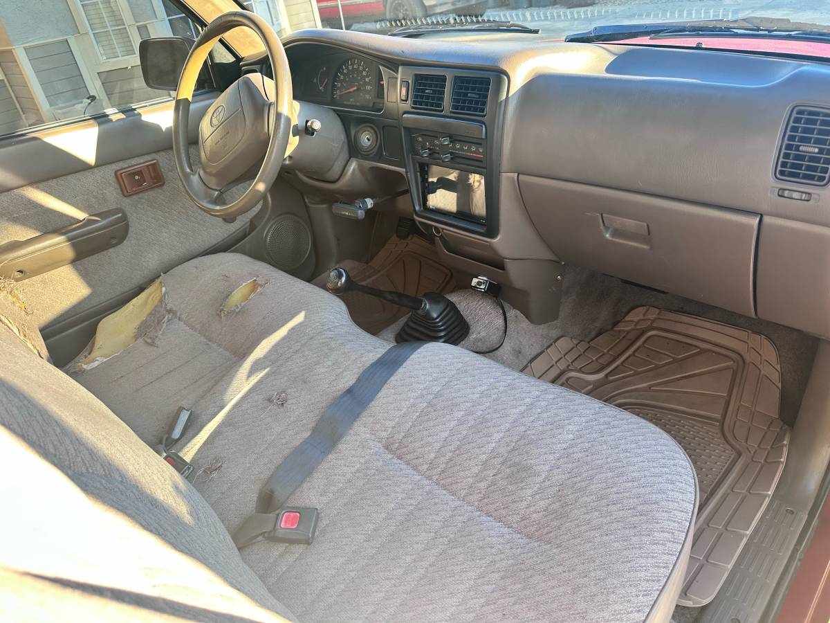 Toyota-tacoma-1996-4
