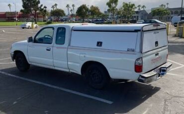 Toyota-tacoma-1996-white-2