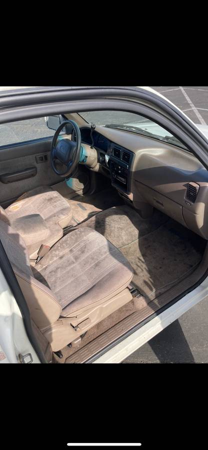 Toyota-tacoma-1996-white-4