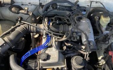 Toyota-tacoma-1996-white-6