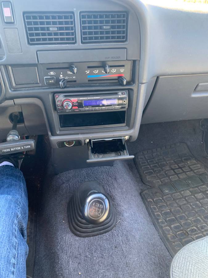 Toyota-tacoma-2wd-1991-red-5