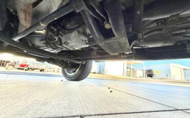 Toyota-tacoma-2wd-1992-white-11