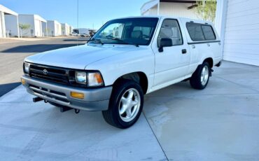 Toyota-tacoma-2wd-1992-white