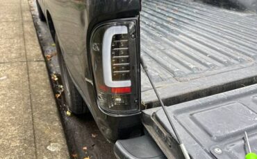 Toyota-tacoma-2wd-1995-black-2