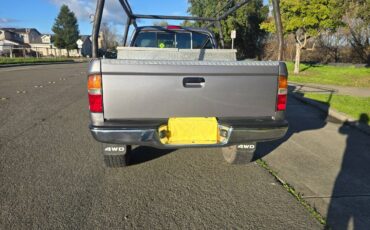 Toyota-tacoma-4wd-1996-grey-4