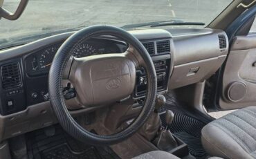 Toyota-tacoma-access-cab-1996-green-11