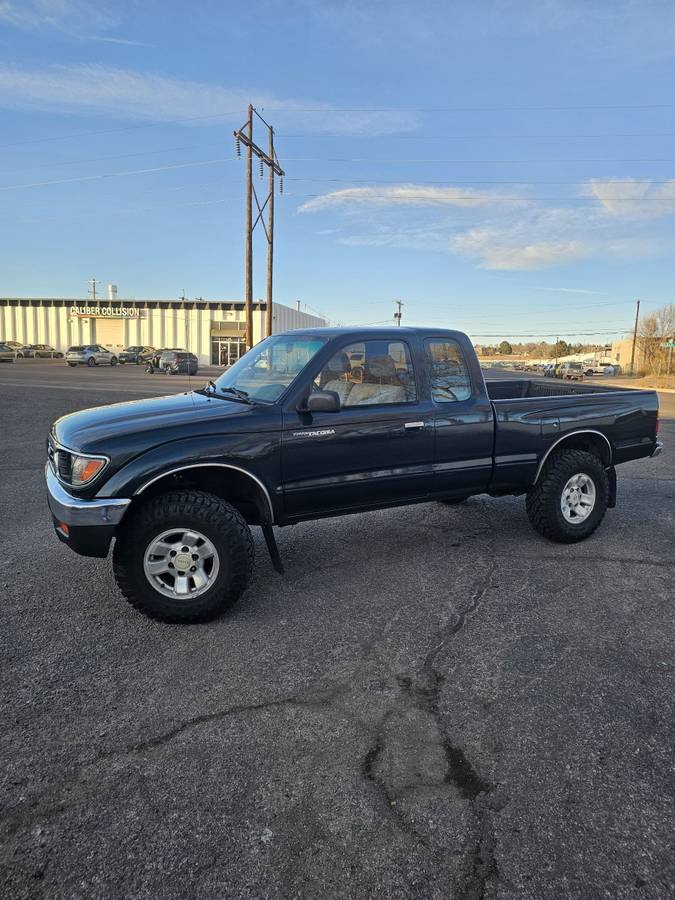 Toyota-tacoma-access-cab-1996-green-14