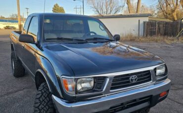 Toyota-tacoma-access-cab-1996-green-17