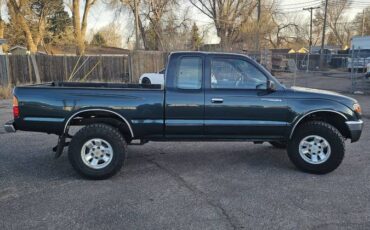 Toyota-tacoma-access-cab-1996-green-2
