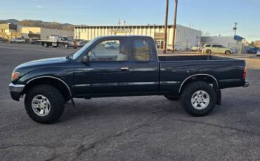 Toyota-tacoma-access-cab-1996-green-7