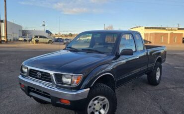 Toyota-tacoma-access-cab-1996-green-8