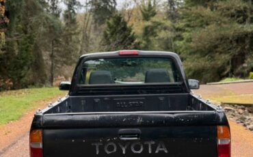Toyota-tacoma-deluxe-1996-12