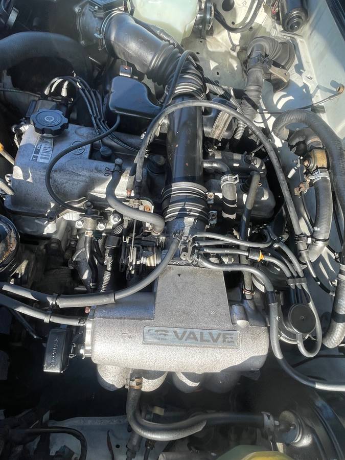 Toyota-tacoma-deluxe-1996-white-12