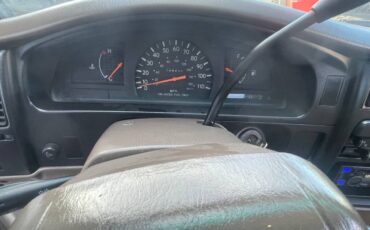 Toyota-tacoma-deluxe-1996-white-23