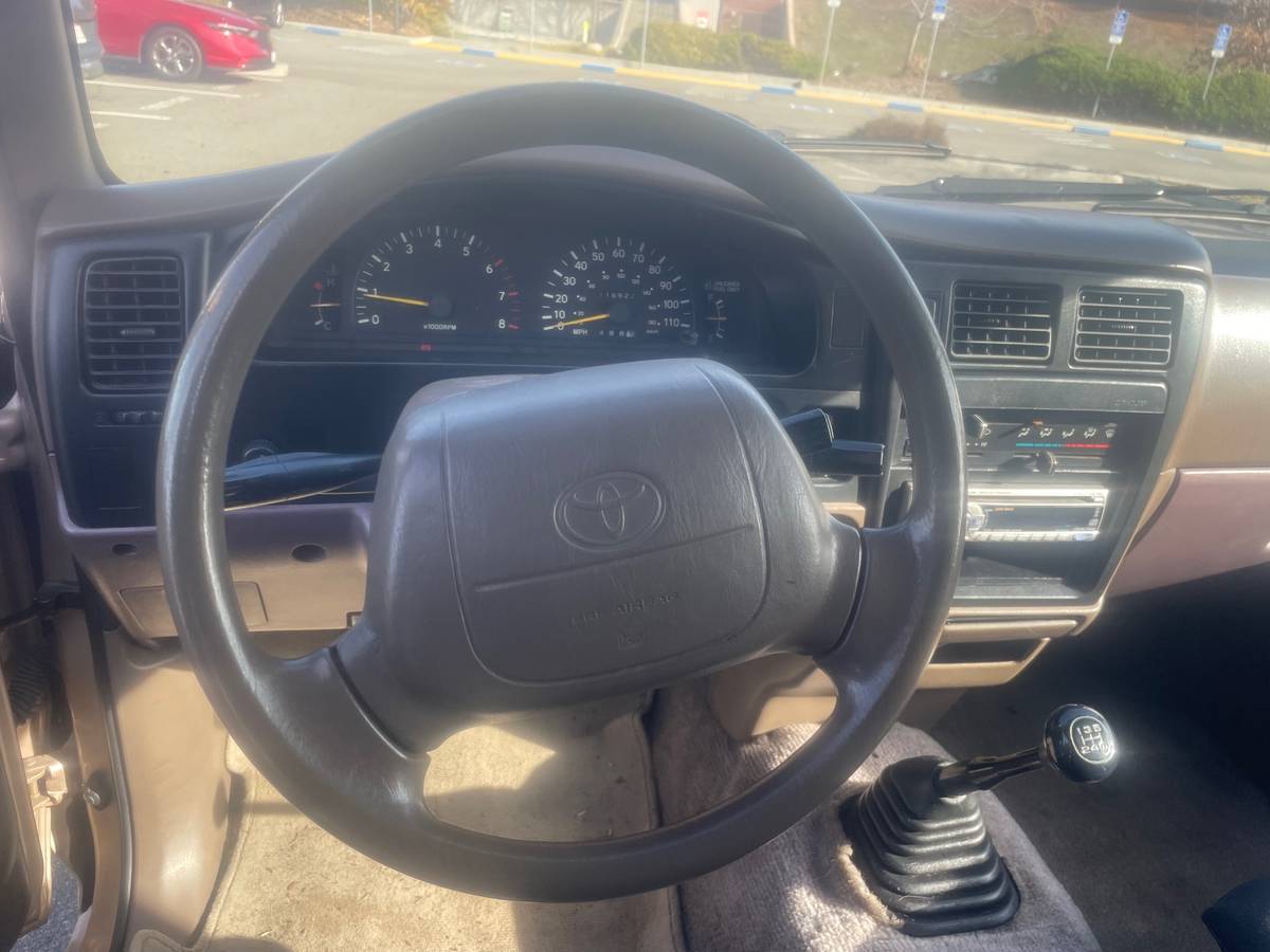 Toyota-tacoma-xtracab-1995-brown-12