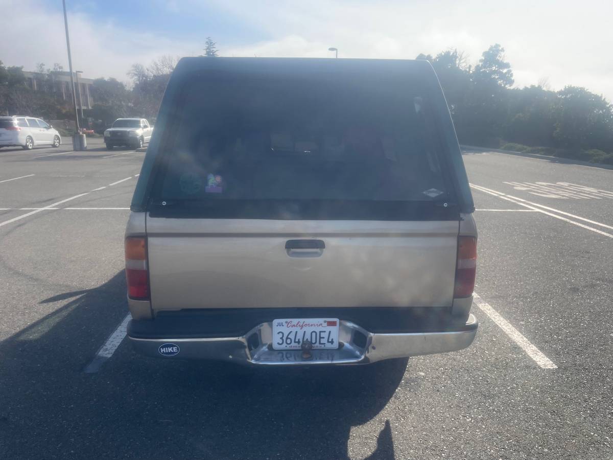 Toyota-tacoma-xtracab-1995-brown-4