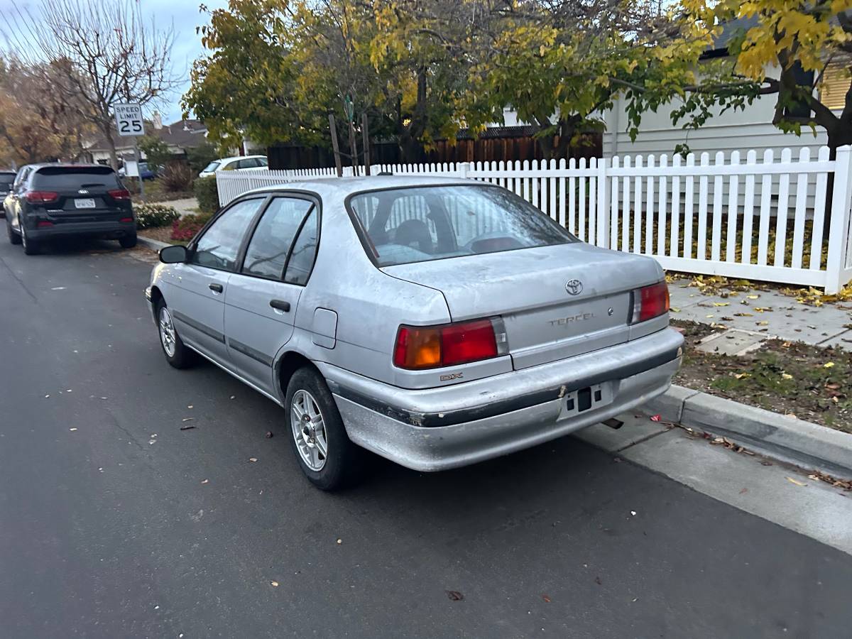 Toyota-tercel-1994-silver-2