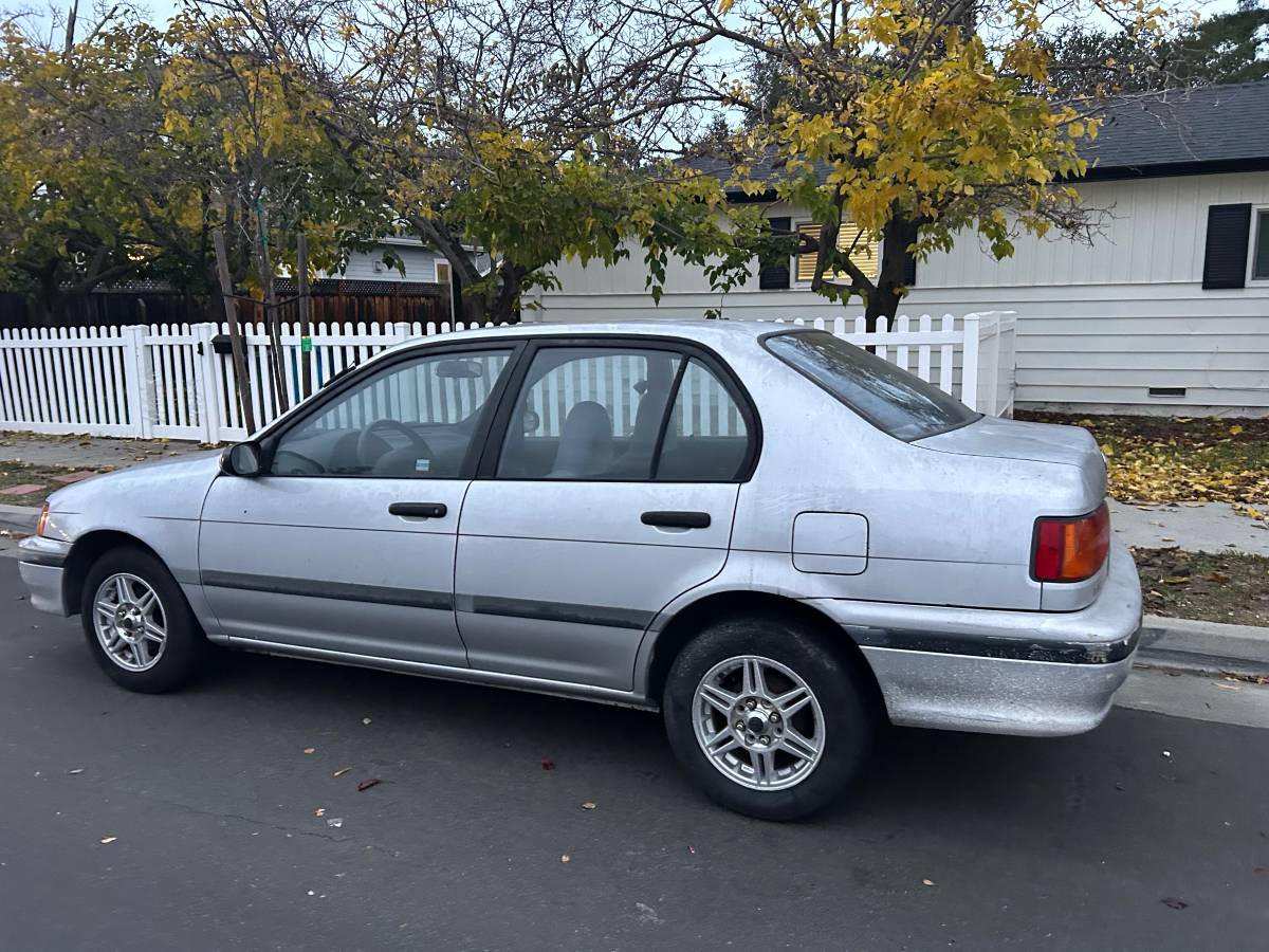 Toyota-tercel-1994-silver-4