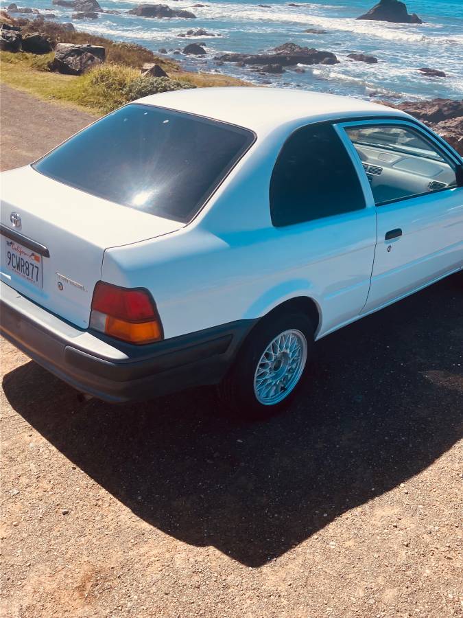 Toyota-tercel-1995-white-3
