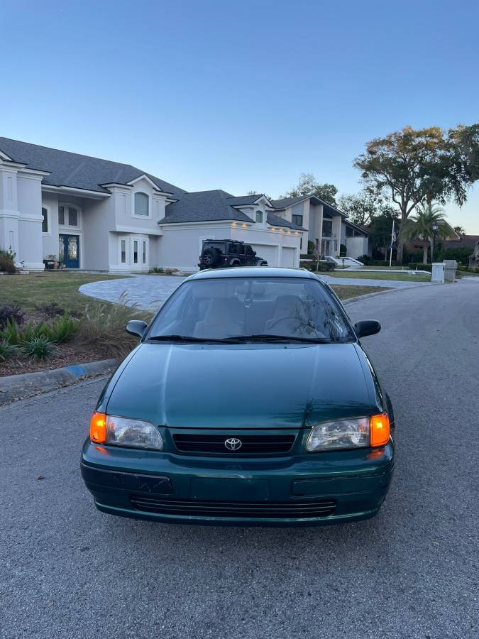 Toyota-tercel-dx-1995-green