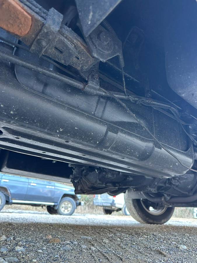 Toyota-townace-diesel-1991-white-13