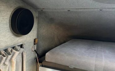 Toyota-townace-diesel-1991-white-2