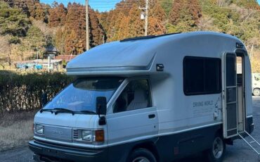 Toyota-townace-diesel-1991-white