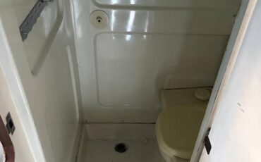 Toyota-townace-diesel-1991-white-4