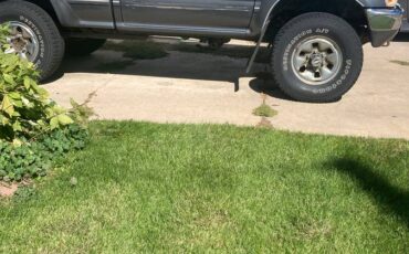 Toyota-truck-1991-grey-1