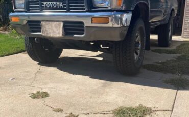 Toyota-truck-1991-grey-5