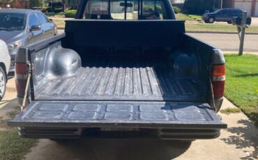 Toyota-truck-1991-grey-6