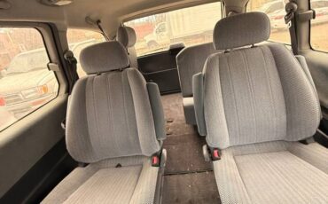 Toyota-van-1995-red-5