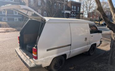 Toyota-van-wagon-1987