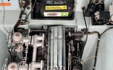 Triumph-Other-1961-ROADSTER-17