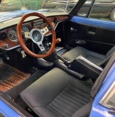 Triumph-Other-1973-COUPE-22