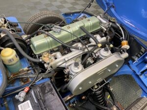 Triumph-Other-1973-COUPE-30