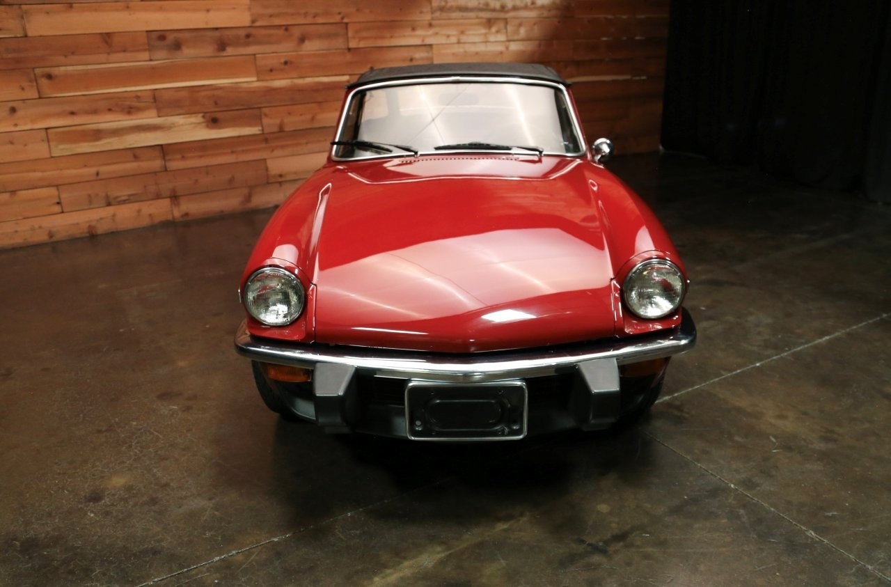 Triumph-Spitfire-1976-Convertible-13