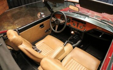 Triumph-Spitfire-1976-Convertible-14