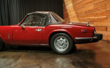 Triumph-Spitfire-1976-Convertible-5
