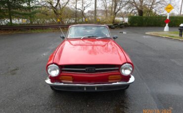 Triumph-TR-6-1969-Convertible-1