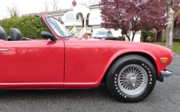 Triumph-TR-6-1969-Convertible-13