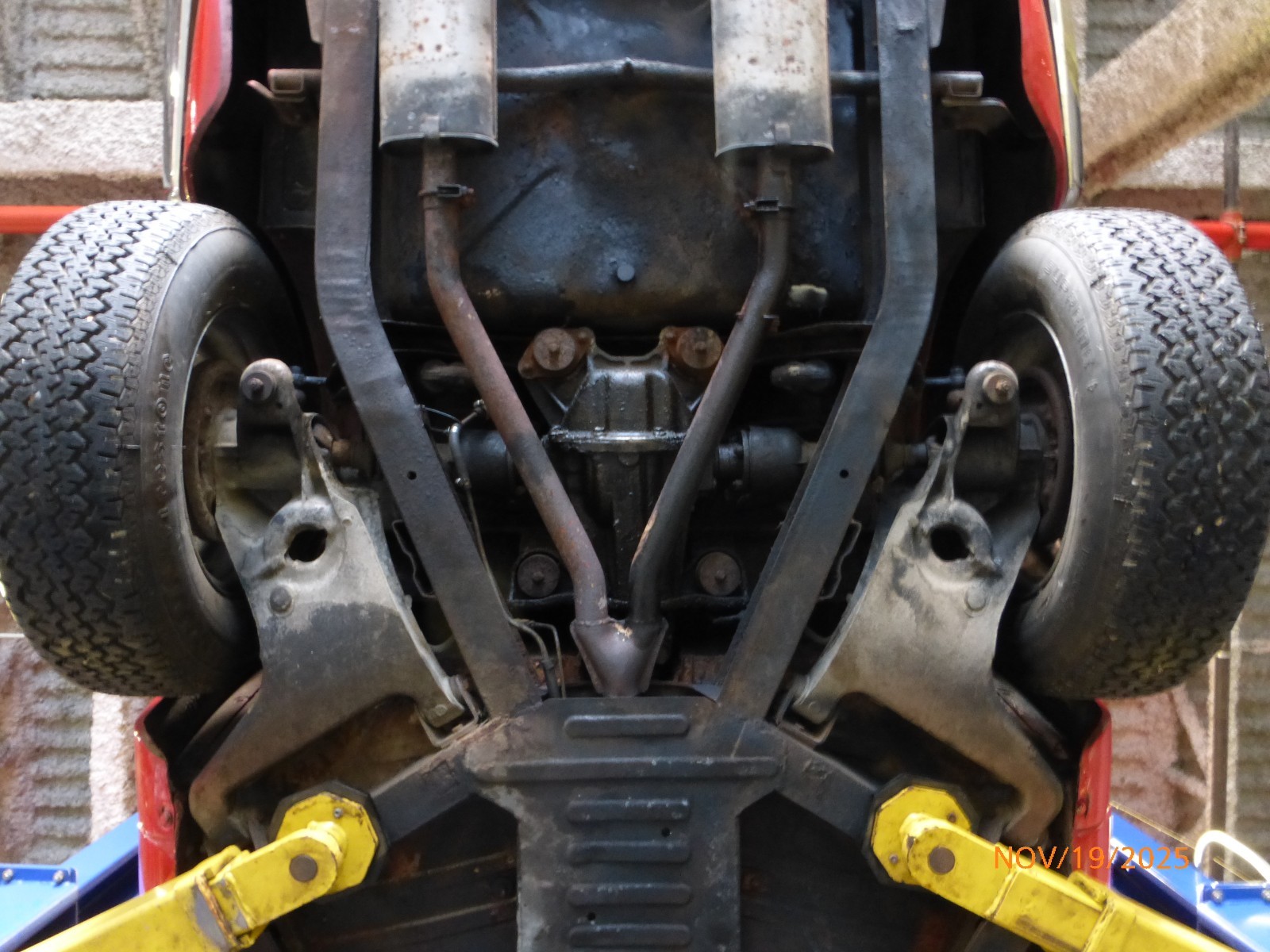 Triumph-TR-6-1969-Convertible-22