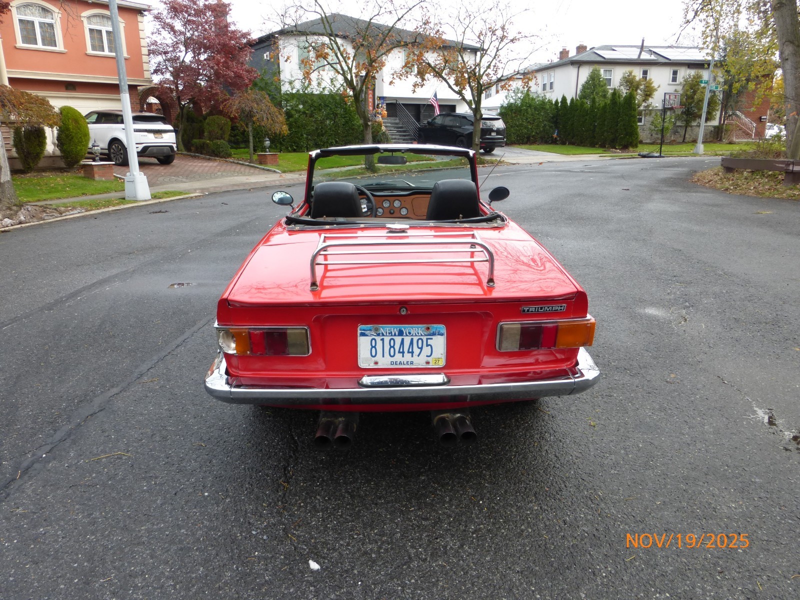 Triumph-TR-6-1969-Convertible-3