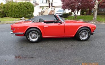 Triumph-TR-6-1969-Convertible-4
