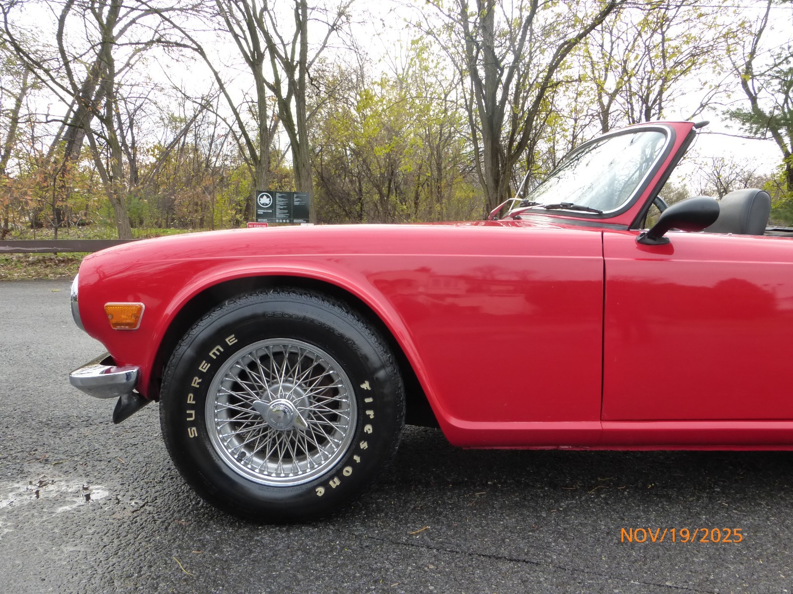 Triumph-TR-6-1969-Convertible-8