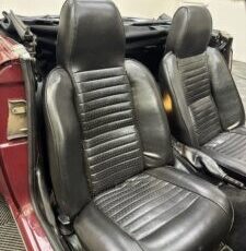 Triumph-TR-6-1971-CONVERTIBLE-21