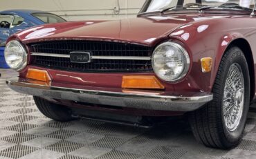 Triumph-TR-6-1972-CONVERTIBLE-3